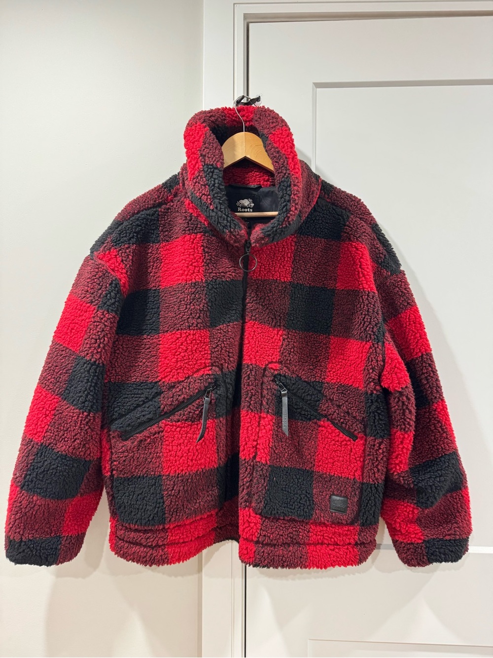 Roots Buffalo Plaid Sherpa Jacket Red Black Oversized Full Zip Size L - Picture 11 of 11